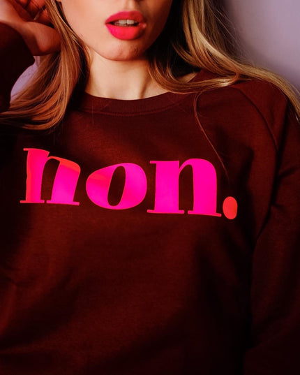 Non. Sweatshirt - Weinrot/Neon Pink