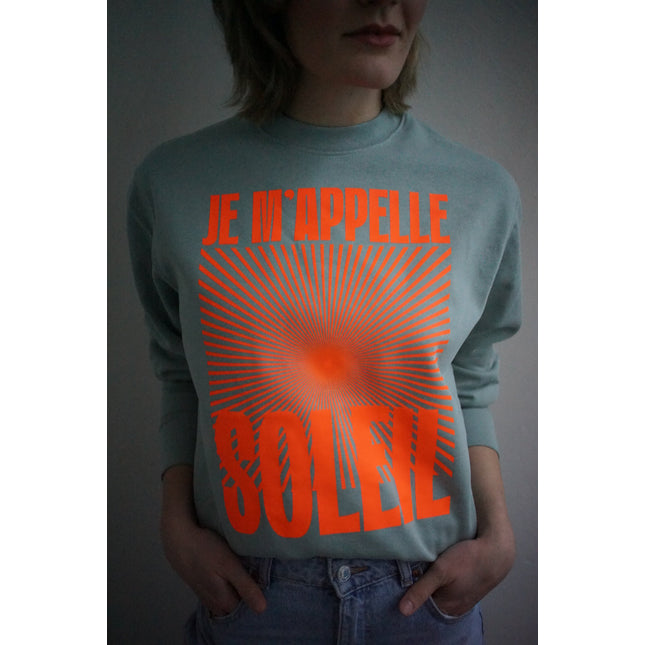 Je m'appelle Soleil Sweatshirt - Mint/Neon Orange