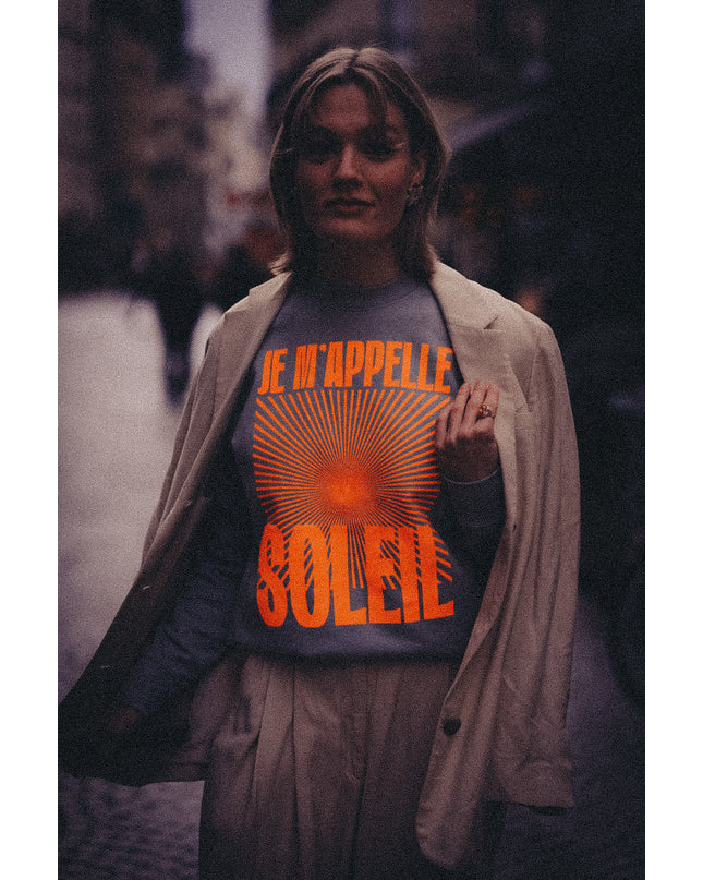 Je m'appelle Soleil Sweatshirt - Mint/Neon Orange
