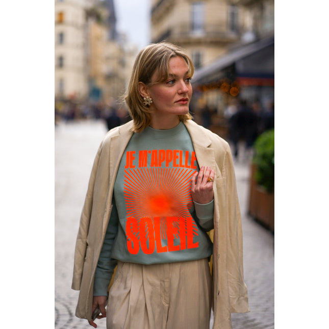 Je m'appelle Soleil Sweatshirt - Mint/Neon Orange