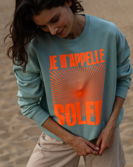 Je m'appelle Soleil Sweatshirt - Mint/Neon Orange