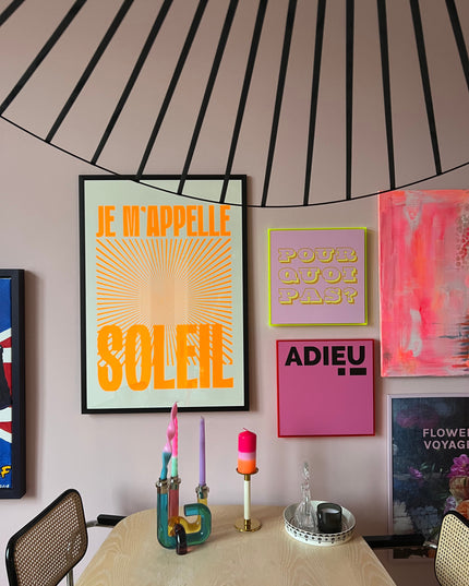 Druck JE M'APPELLE SOLEIL - 70x100 cm / NEON