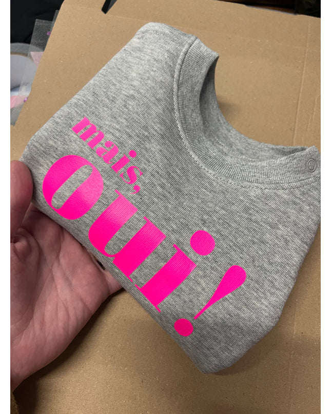 Bébé mais oui! Sweatshirt - Grau / neonpink