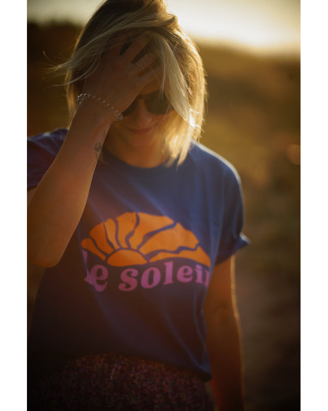 Le Soleil T-Shirt - Blau, Gelb & Flieder