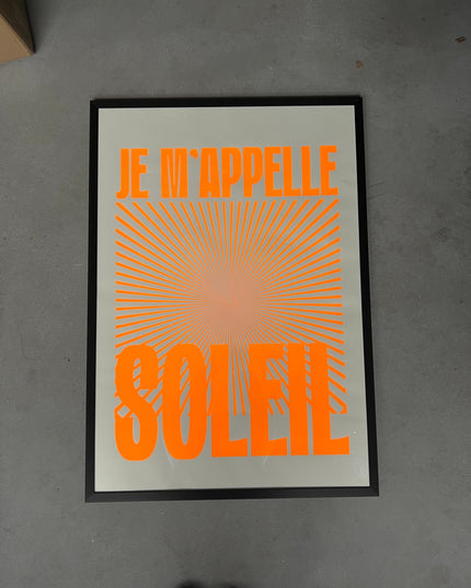 Druck JE M'APPELLE SOLEIL - 70x100 cm / NEON