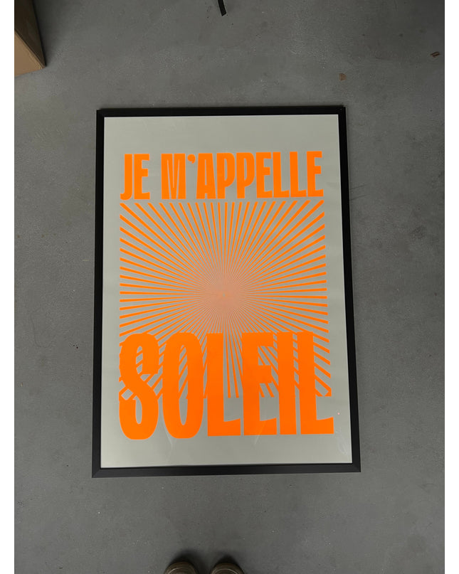 Druck JE M'APPELLE SOLEIL - 70x100 cm / Neon Orange