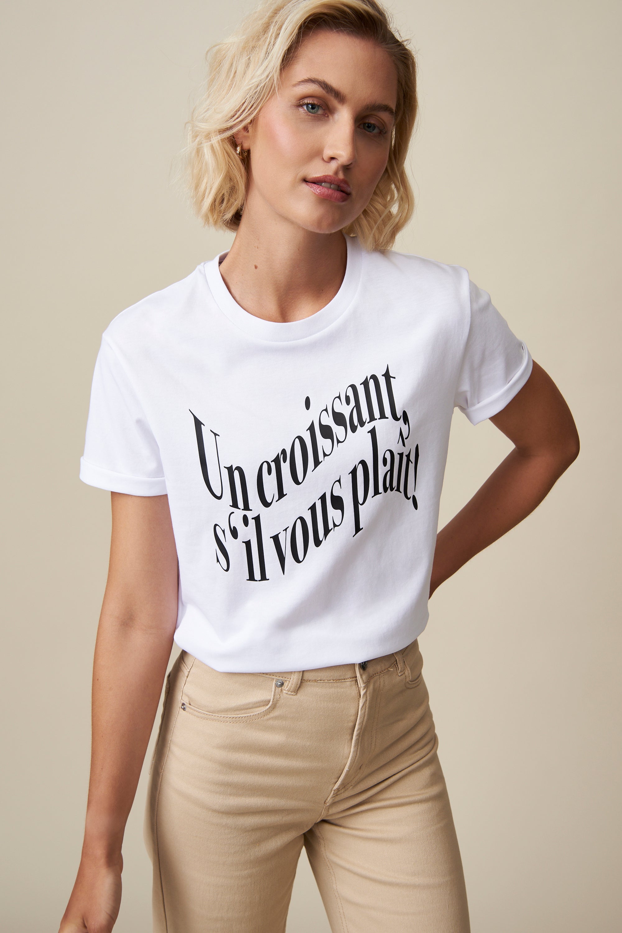 Un croissant s'il vous plait! T-Shirt - Weiß / schwarz