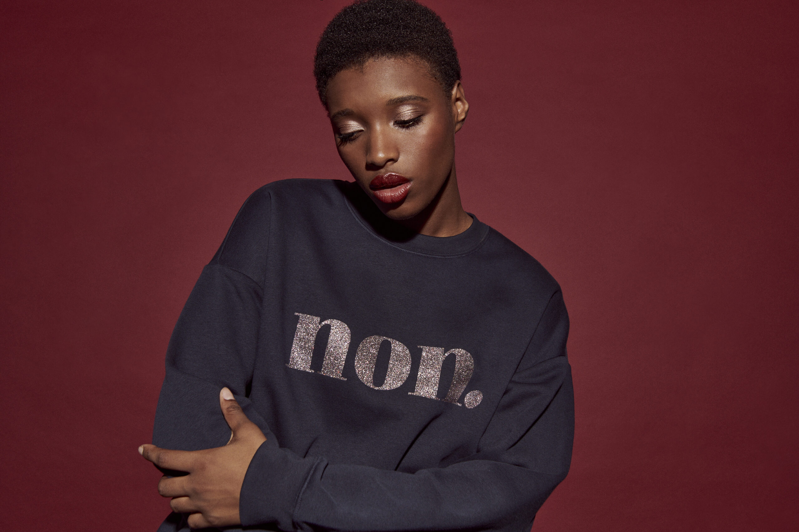 non. Sweater – glitzer