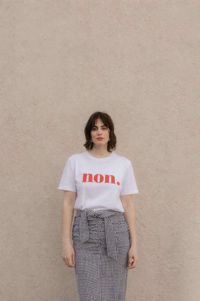 non. T-Shirt – weiß / rot · Größe XXL