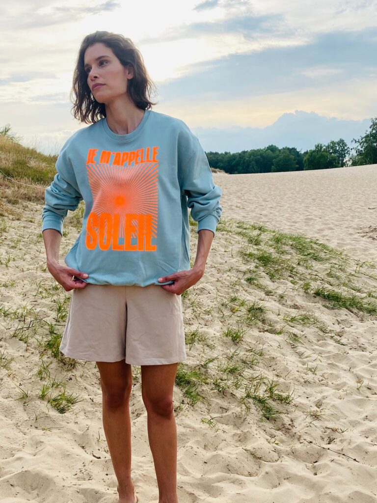 Je m'appelle soleil aloe / neon orange · Größe S
