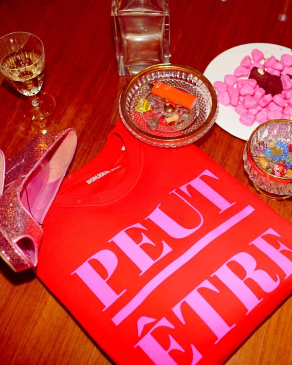 Peut-être Sweatshirt – rot / neonpink · Größe M