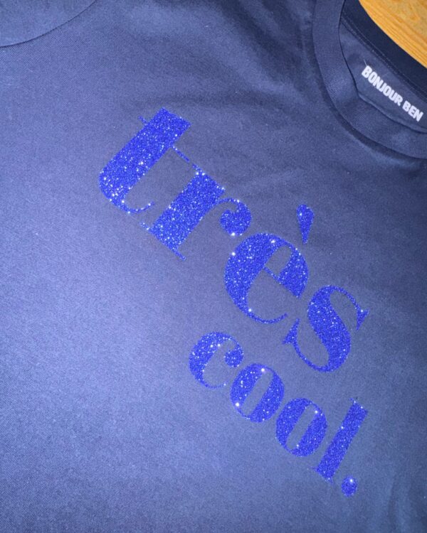 Très cool T-Shirt dunkelblau / blau Glitzer · Größe M