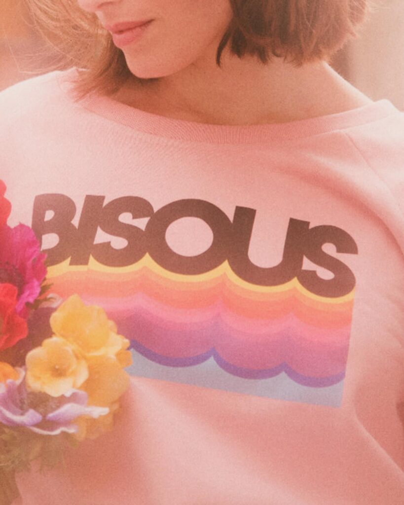 Do you want to be my Valentine? 💌 the perfect sweater for your Chéri(e) - BISOUS 💋 • • • #Saintvalentine #valentinesday #valentine #valentinstag #bisous #sustainability #sustainable #sustainablefashion